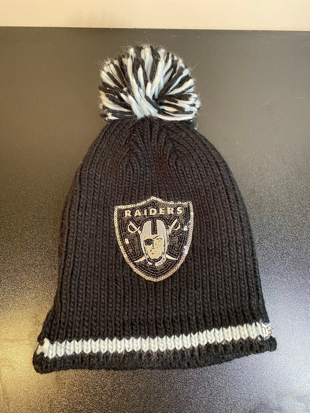 Las Vegas Raiders New Era Knit Beanie Hat w/Pom-Pom Custom Sequin Logo Shield